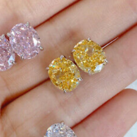 New Sterling silver diamond stud earrings - Picture 2 of 3